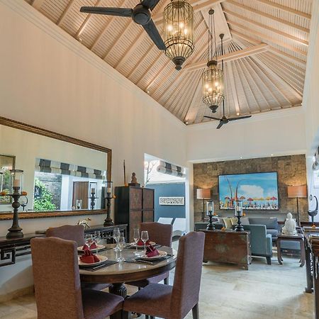 Mosan House: Art-Filled Gem Near Beach & Seminyak Square Exterior photo