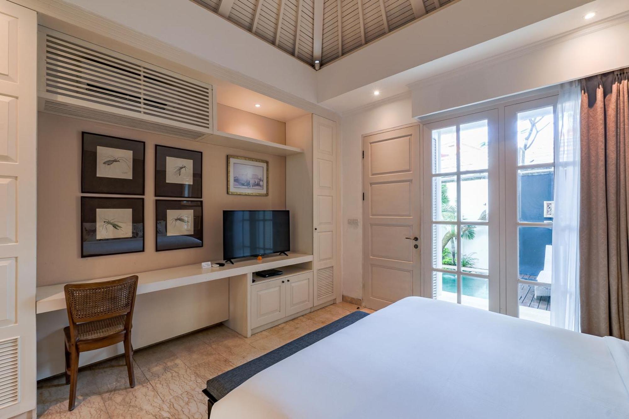 Mosan House: Art-Filled Gem Near Beach & Seminyak Square Exterior photo
