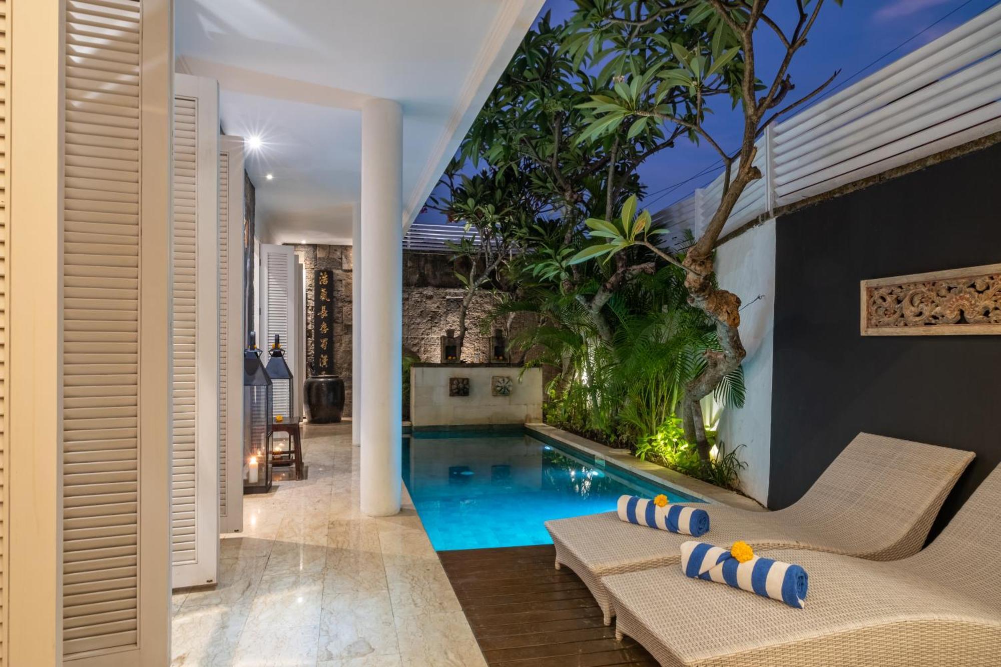 Mosan House: Art-Filled Gem Near Beach & Seminyak Square Exterior photo