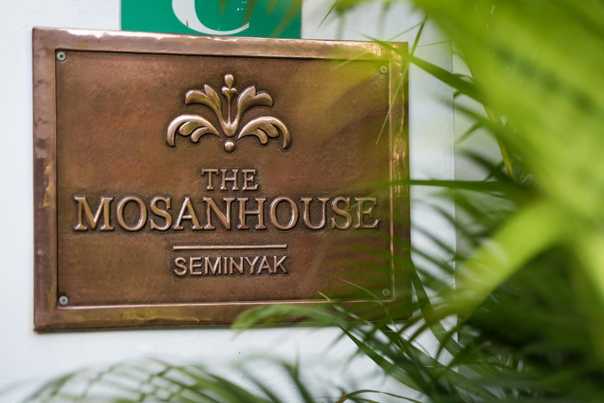 Mosan House: Art-Filled Gem Near Beach & Seminyak Square Exterior photo